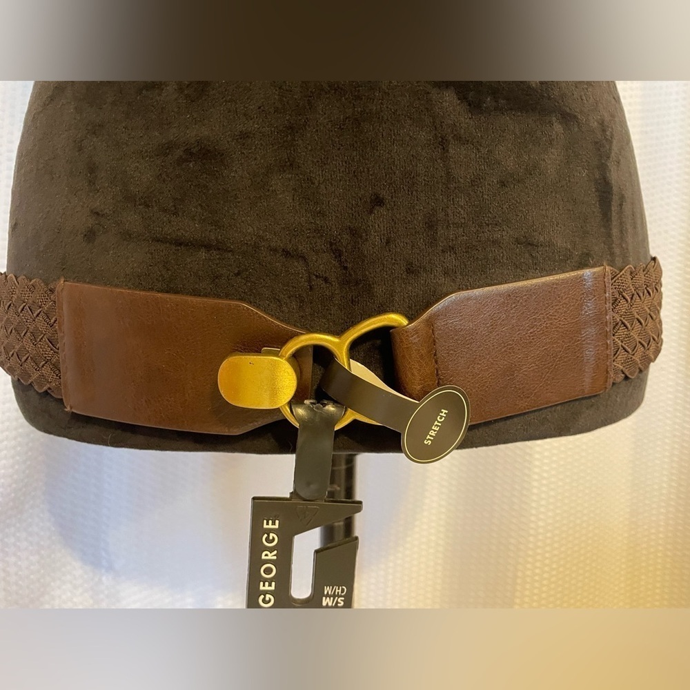 George Brown 2” Stretch Belt With Gold Buckle Size S/M NWT